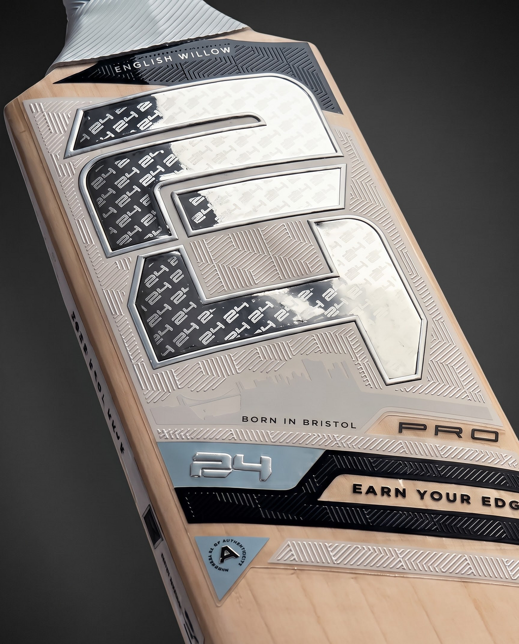 24Cricket Pro Cricket Bat